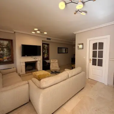 Short-term rent of townhouse in El Rosario