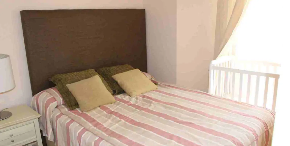 Short-term rent of townhouse in El Rosario 9
