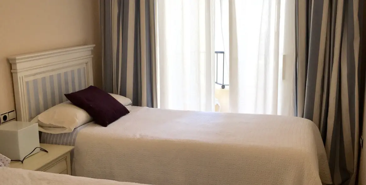 Short-term rent of townhouse in El Rosario 11
