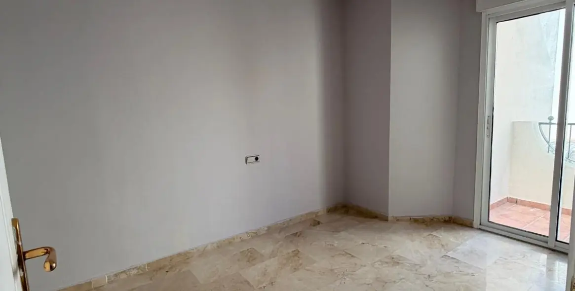 Short-term rent of townhouse in El Rosario 18