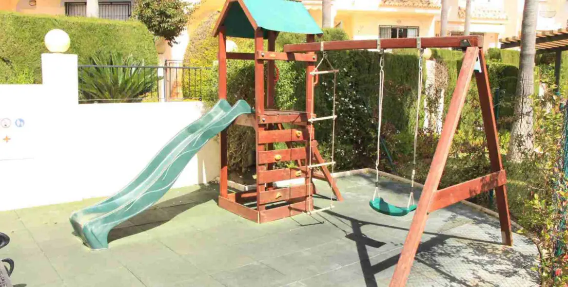 Short-term rent of townhouse in El Rosario 31