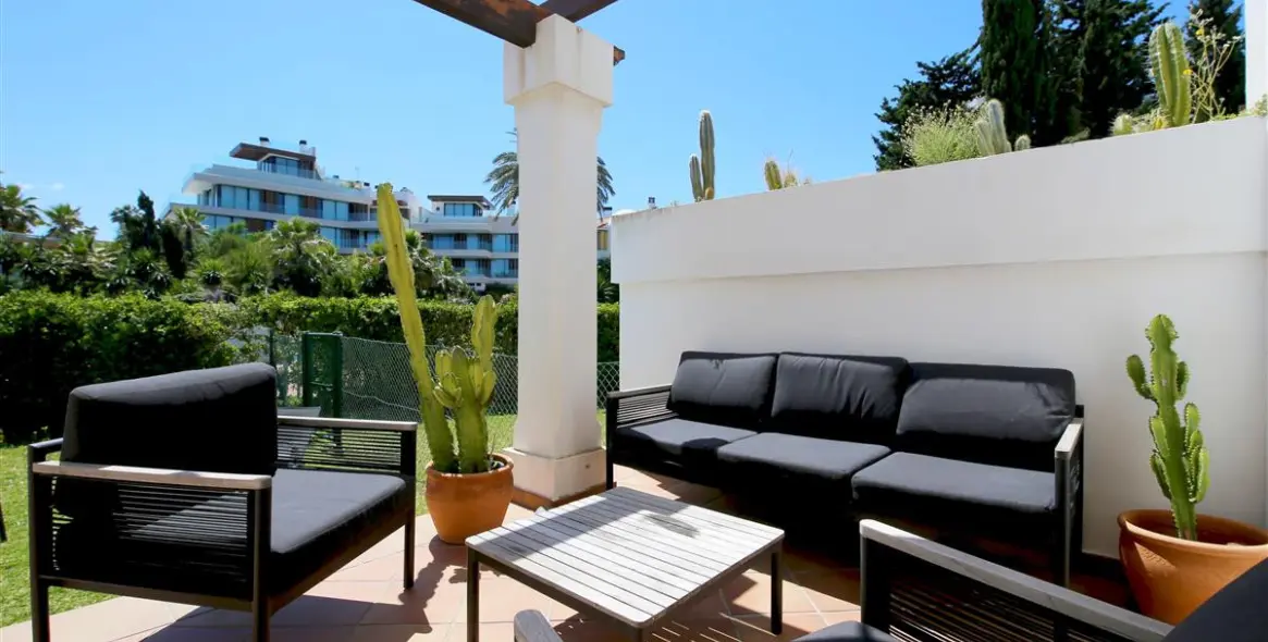 Краткосрочная аренда дома на две семьи в Estepona 6