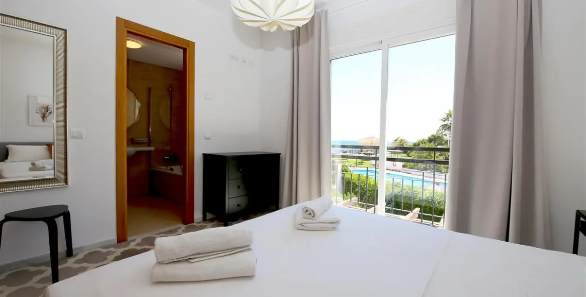 Краткосрочная аренда дома на две семьи в Estepona 9