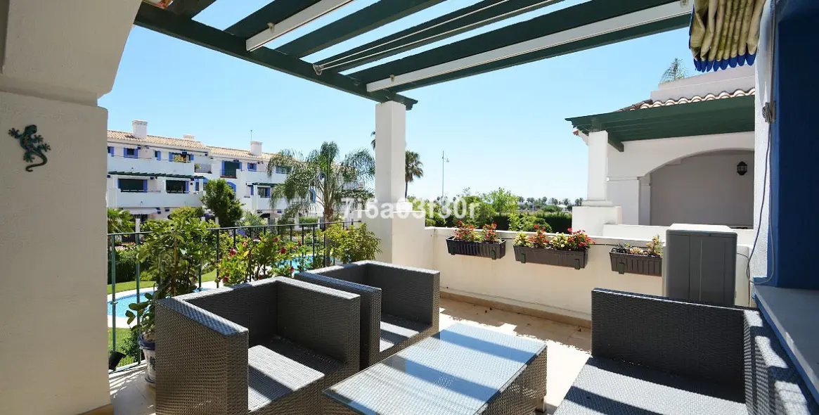 Short-term rent of middle floor apartment in San Pedro de Alcántara 2