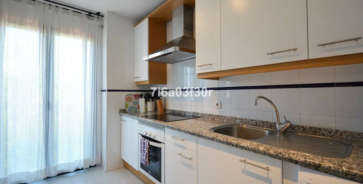 Short-term rent of middle floor apartment in San Pedro de Alcántara 5