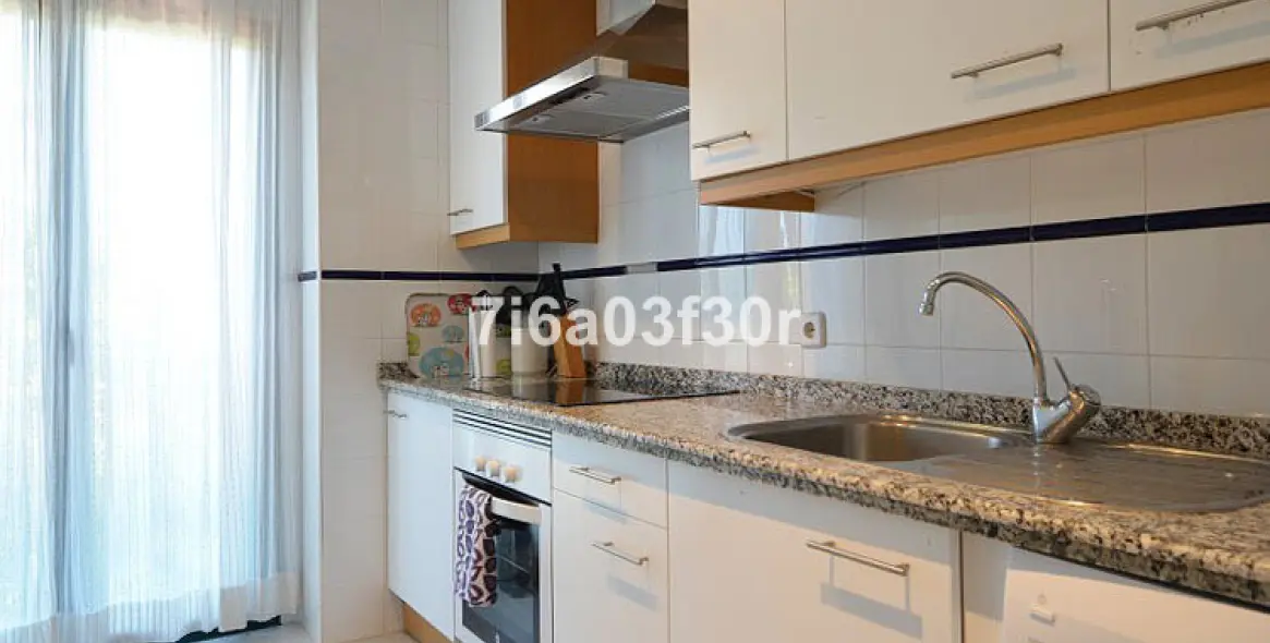 Short-term rent of middle floor apartment in San Pedro de Alcántara 9