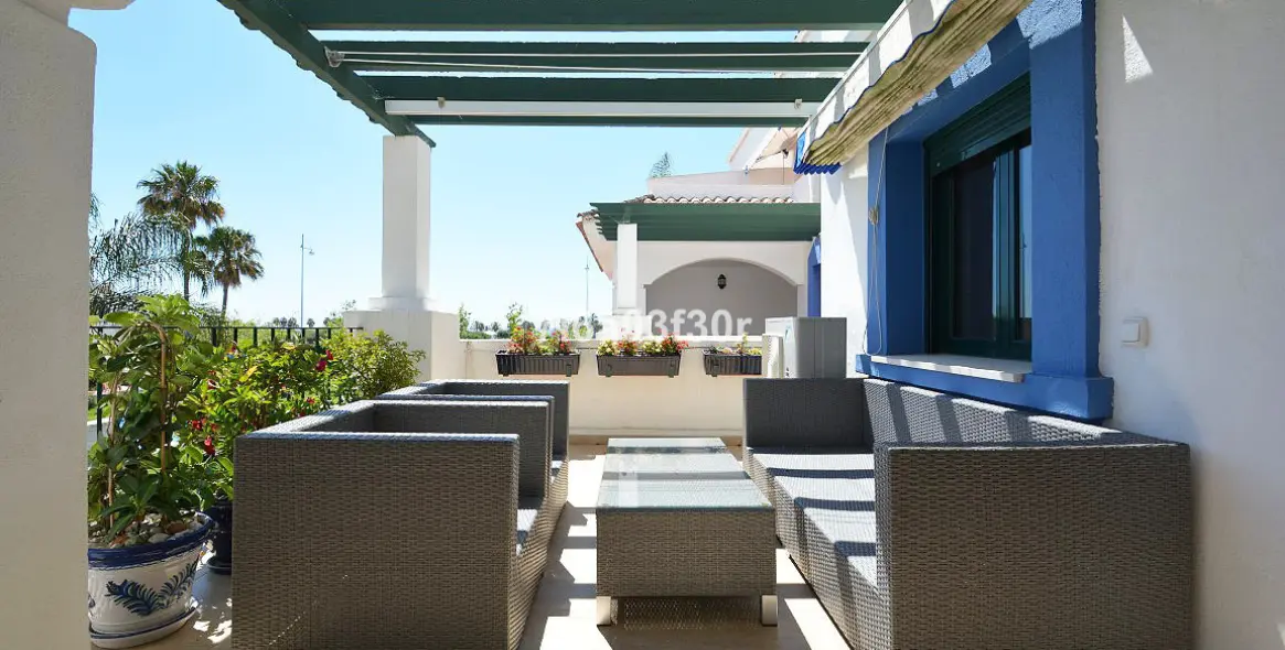 Short-term rent of middle floor apartment in San Pedro de Alcántara 11