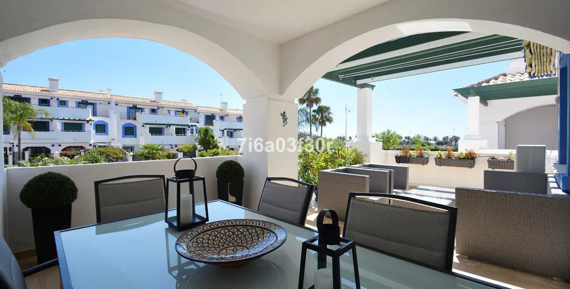 Short-term rent of middle floor apartment in San Pedro de Alcántara 12