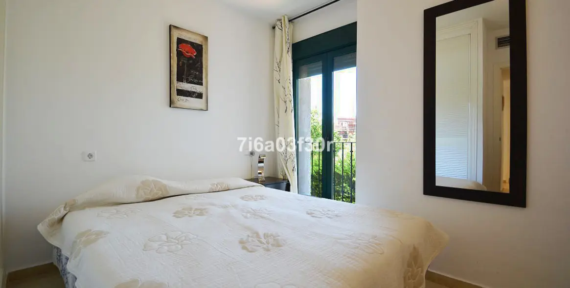 Short-term rent of middle floor apartment in San Pedro de Alcántara 19