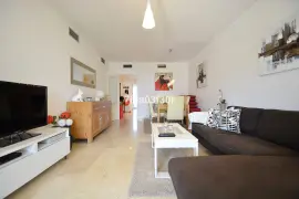 Image 4 thumb
