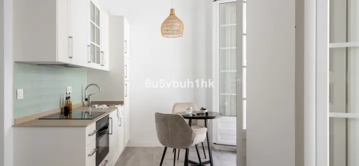 Ground floor apartment R5236900 0