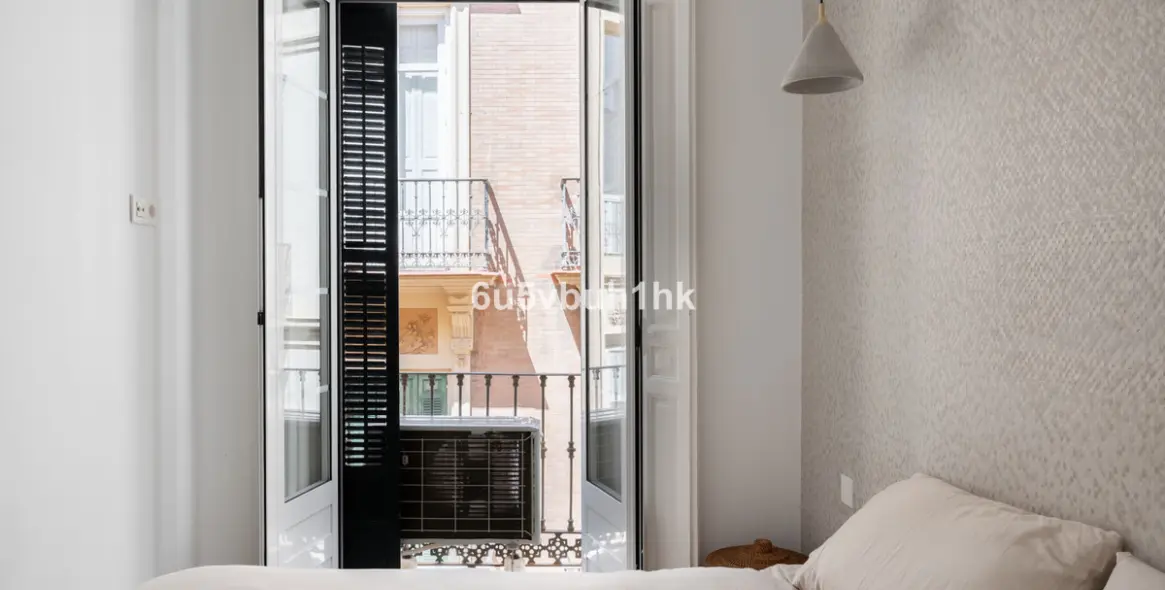 Long-term rent of ground floor apartment in Malaga 13