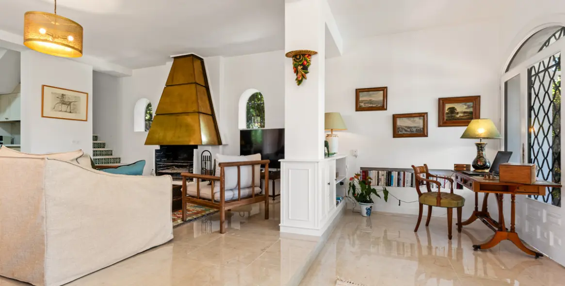 Long-term rent of detached villa in Nueva Andalucía 18