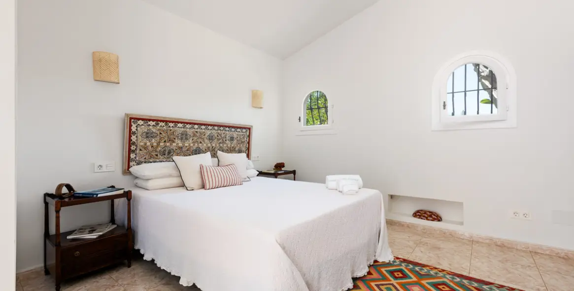 Long-term rent of detached villa in Nueva Andalucía 36