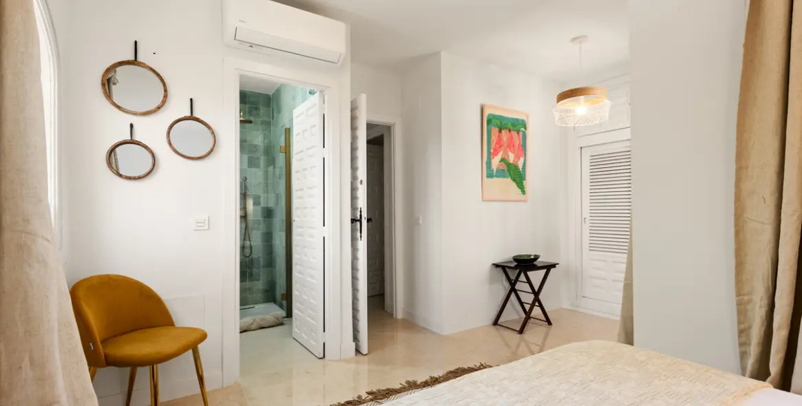 Long-term rent of detached villa in Nueva Andalucía 47