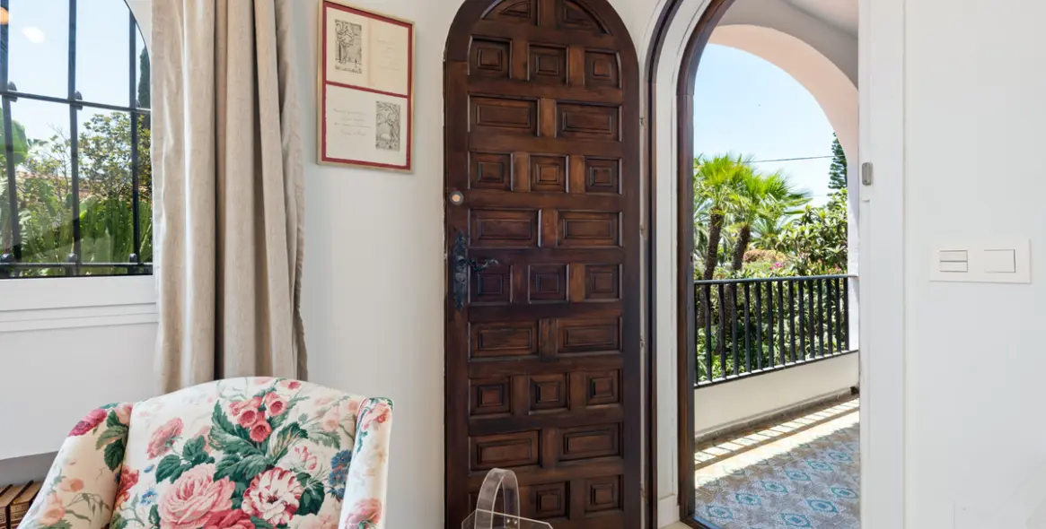 Long-term rent of detached villa in Nueva Andalucía 61