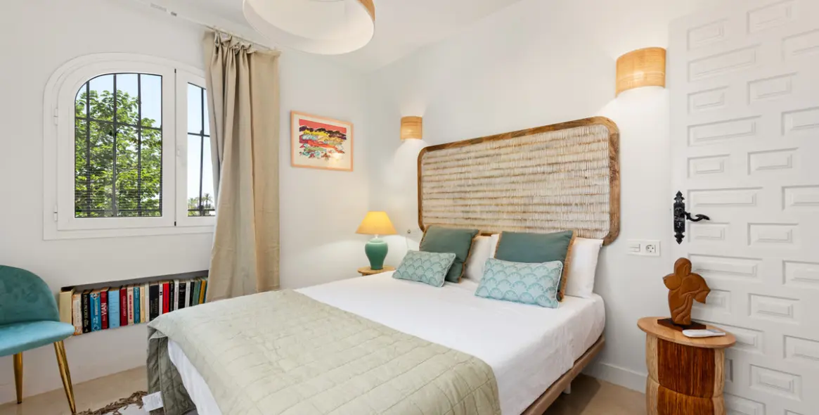 Long-term rent of detached villa in Nueva Andalucía 61
