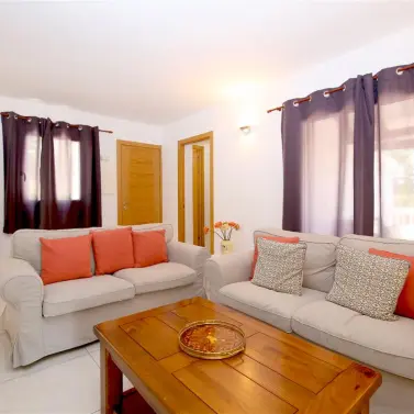 Short-term rent of detached villa in Estepona