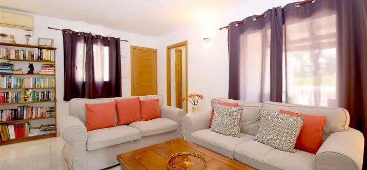 Short-term rent of detached villa in Estepona 2