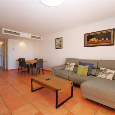 Краткосрочная аренда дома на две семьи в Estepona