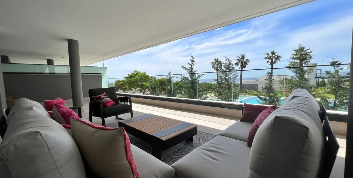 Short-term rent of ground floor apartment in Estepona 6