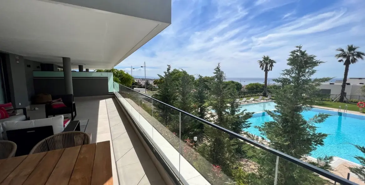 Short-term rent of ground floor apartment in Estepona 27