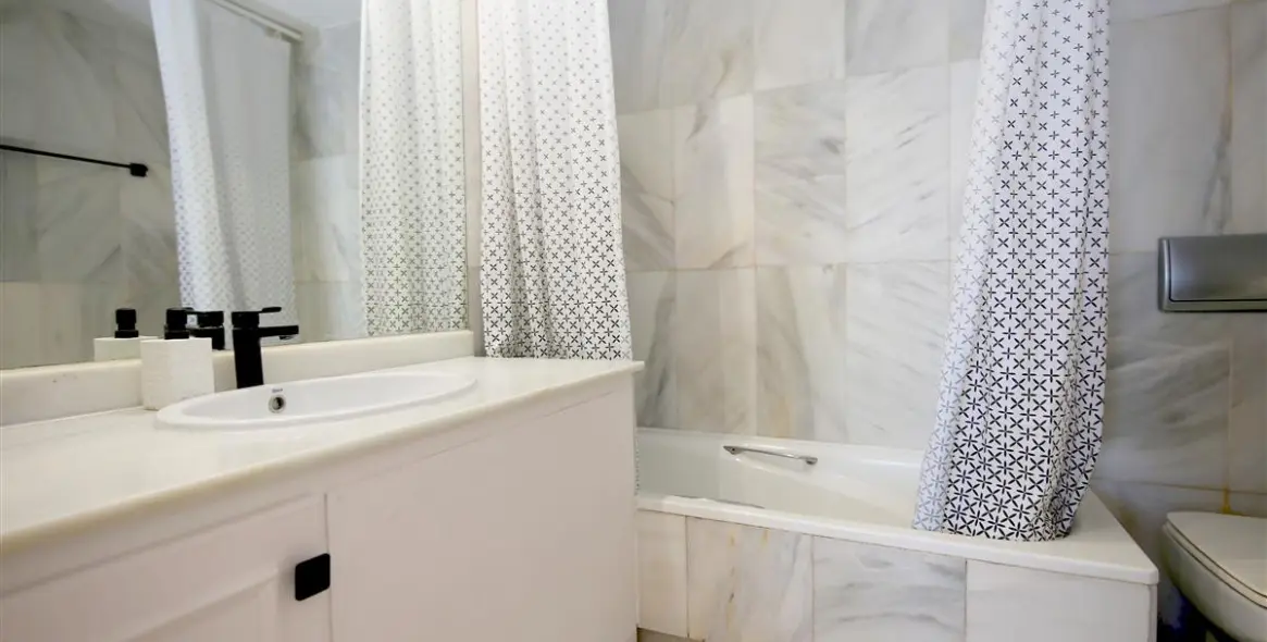 Краткосрочная аренда таунхауса в Estepona 10