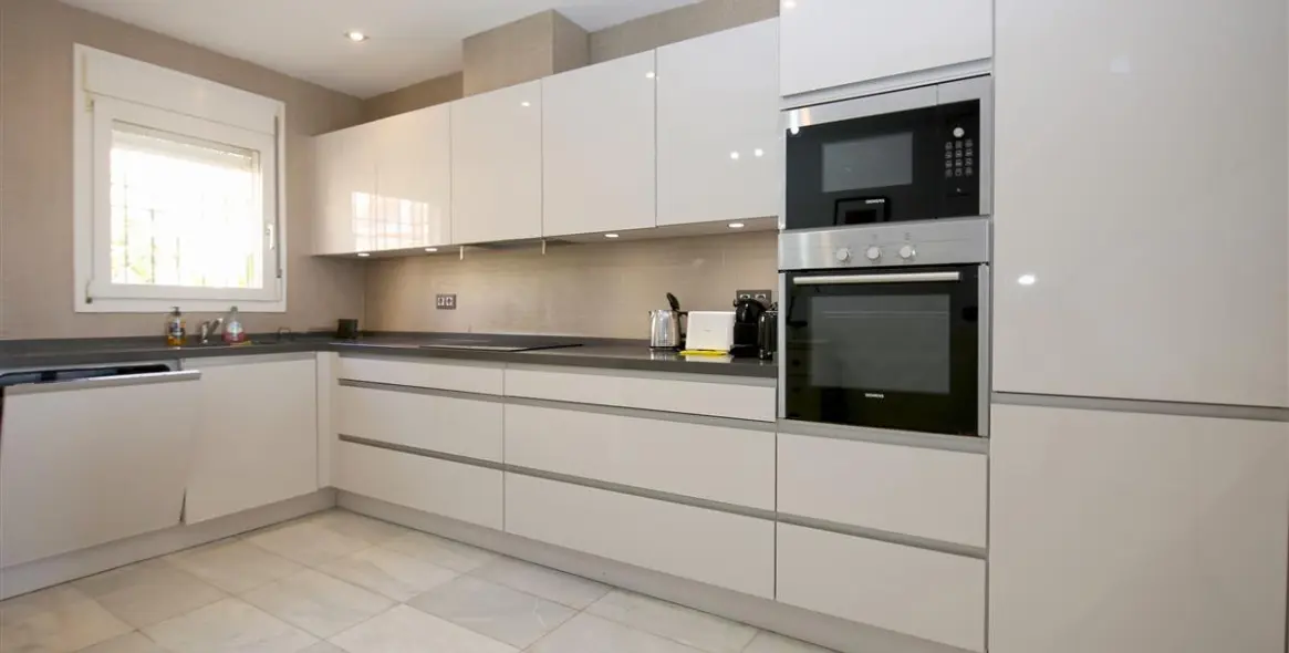 Краткосрочная аренда таунхауса в Estepona 16