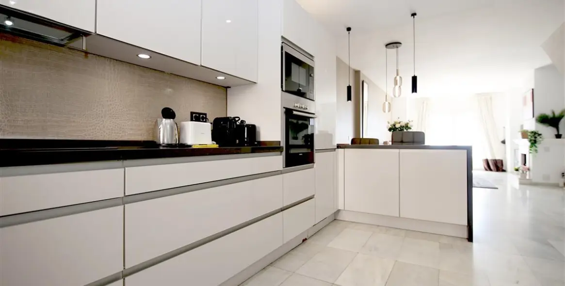 Краткосрочная аренда таунхауса в Estepona 17