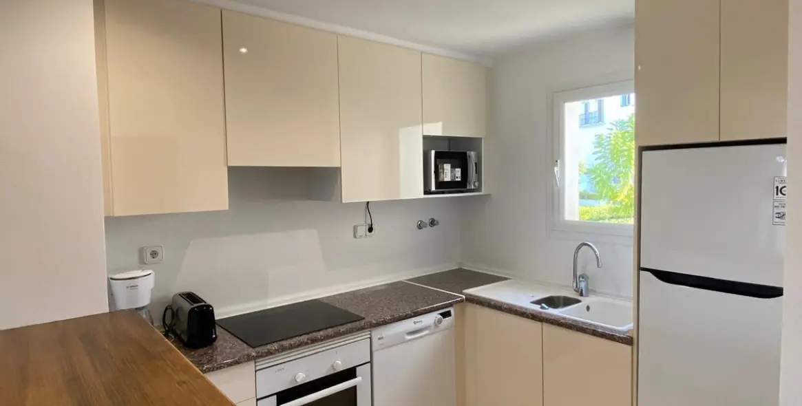 Long-term rent of penthouse in Benahavís 10