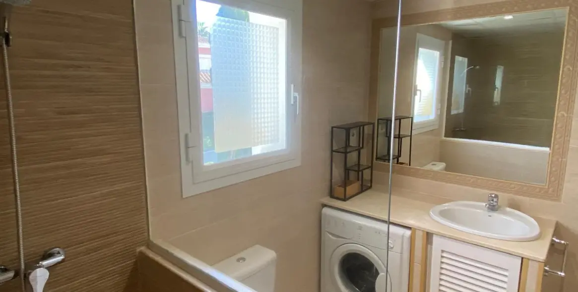 Long-term rent of penthouse in Benahavís 14