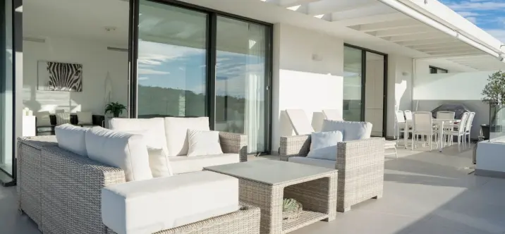 Краткосрочная аренда двухуровневого пентхауса в Estepona 2