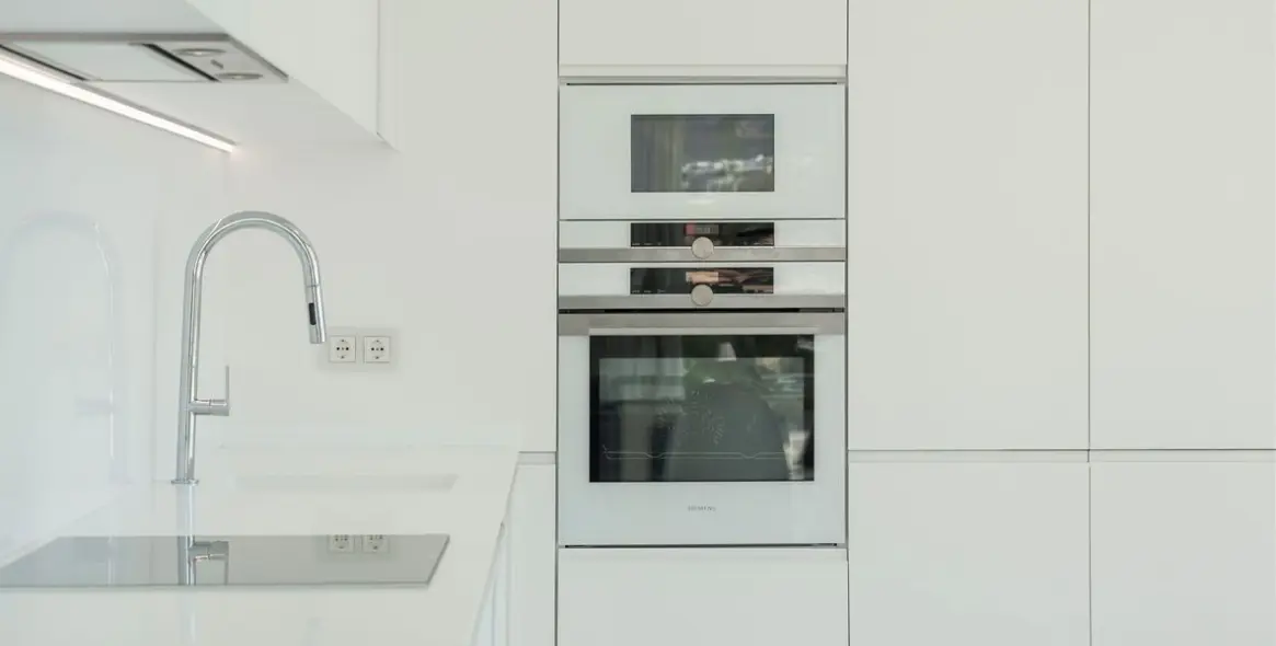 Short-term rent of penthouse duplex in Estepona 9