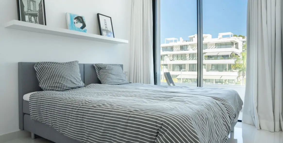 Short-term rent of penthouse duplex in Estepona 10