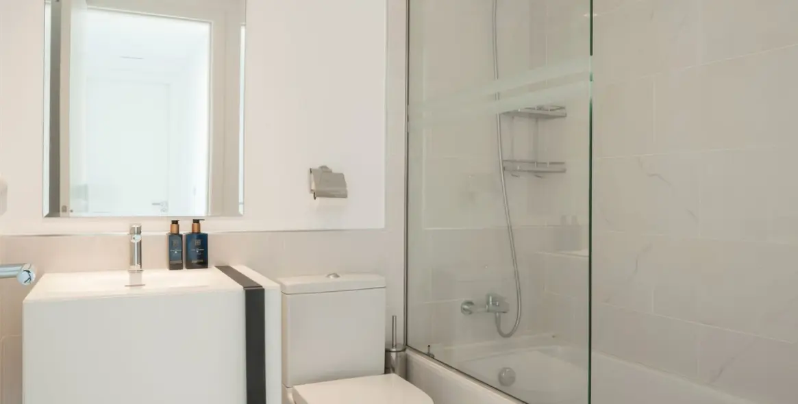 Short-term rent of penthouse duplex in Estepona 14