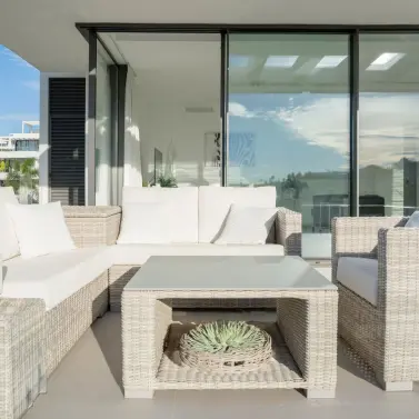 Краткосрочная аренда двухуровневого пентхауса в Estepona