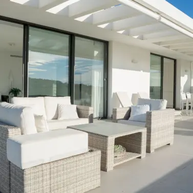 Краткосрочная аренда двухуровневого пентхауса в Estepona