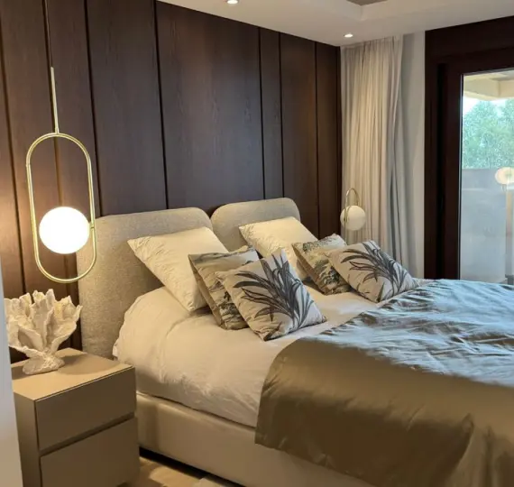 Долгосрочная аренда апартаментов на среднем этаже в New Golden Mile