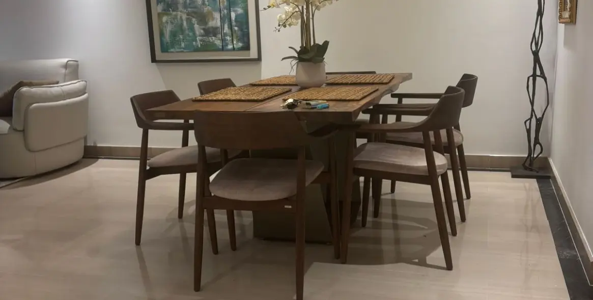 Долгосрочная аренда апартаментов на среднем этаже в New Golden Mile 11