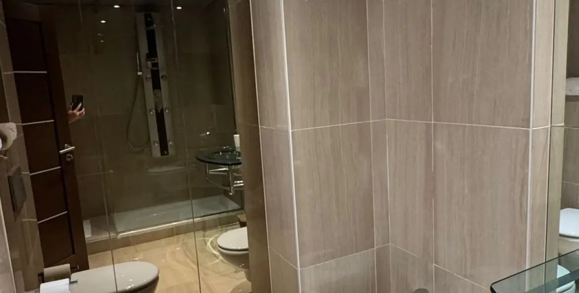 Долгосрочная аренда апартаментов на среднем этаже в New Golden Mile 16