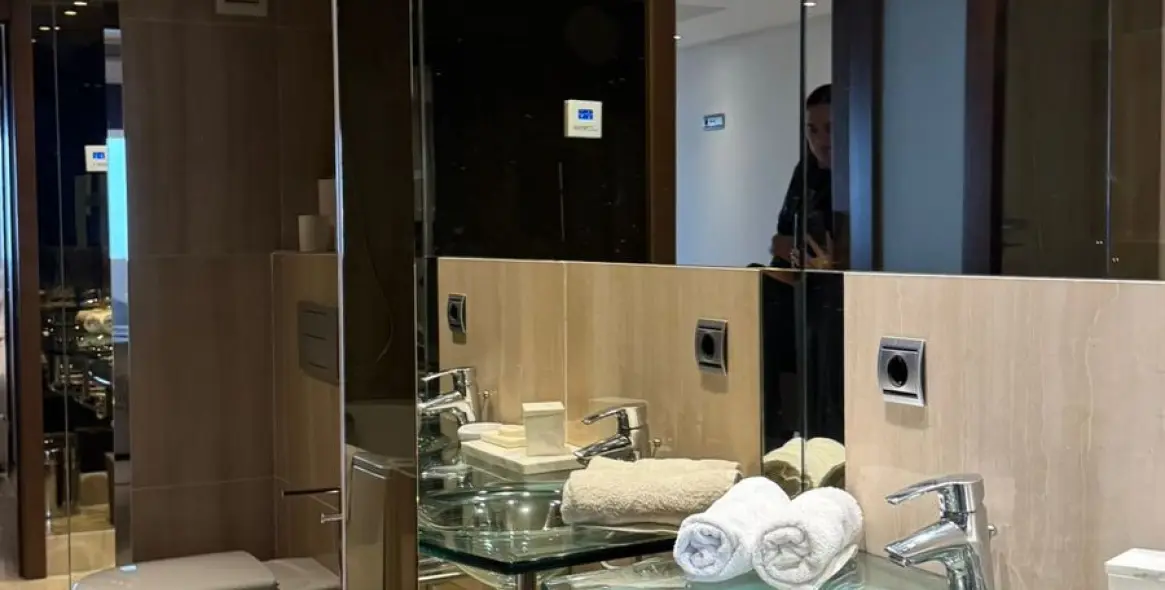 Долгосрочная аренда апартаментов на среднем этаже в New Golden Mile 24