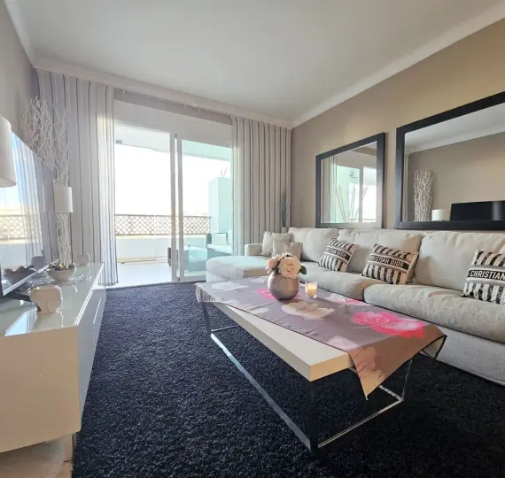 Middle floor apartment R5228893