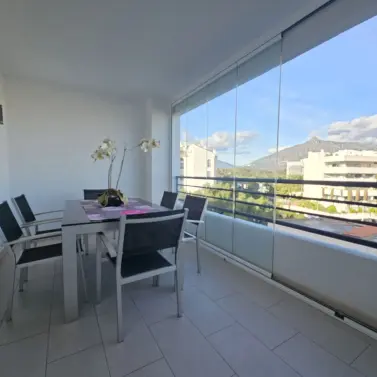 Долгосрочная аренда апартаментов на среднем этаже в Puerto Banús