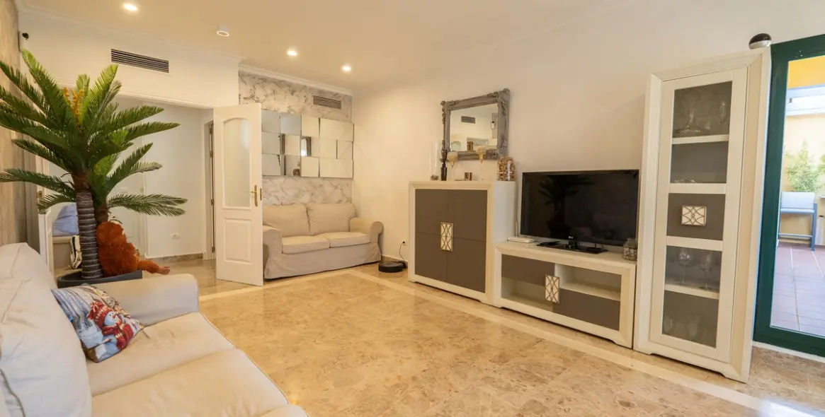 Long-term rent of middle floor apartment in San Pedro de Alcántara 3