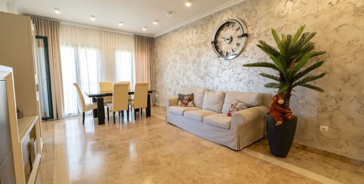 Long-term rent of middle floor apartment in San Pedro de Alcántara 4