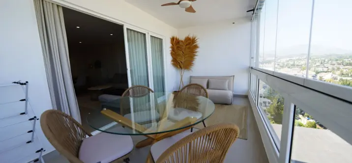 Long-term rent of middle floor apartment in Nueva Andalucía 0