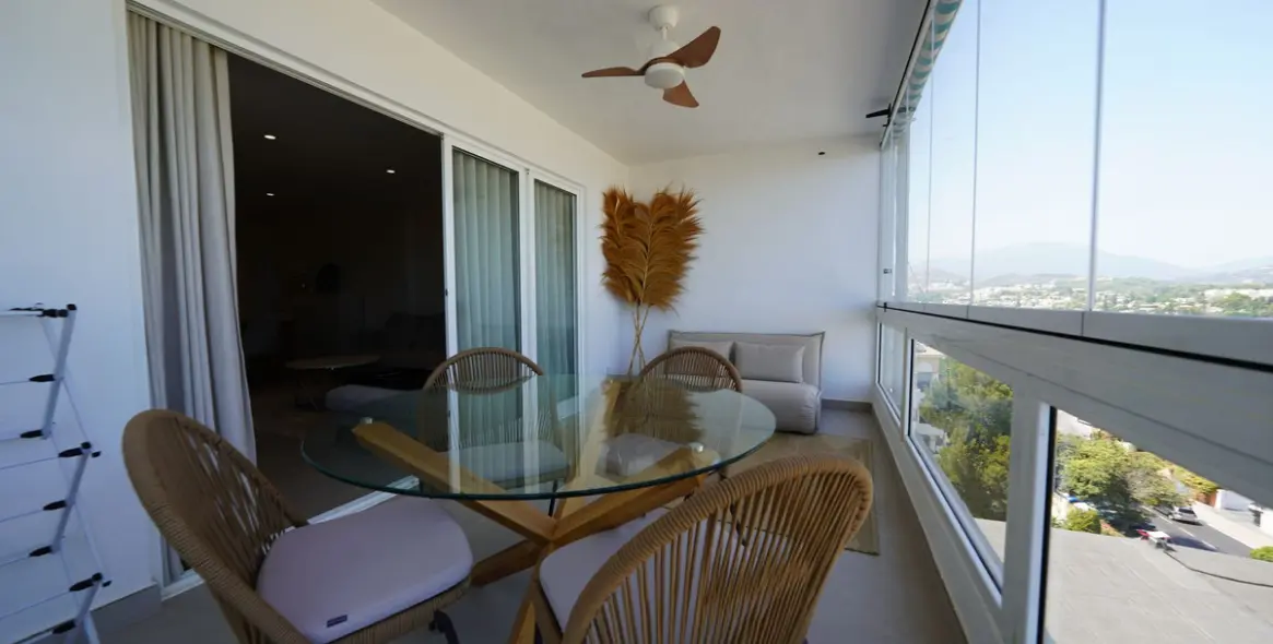 Long-term rent of middle floor apartment in Nueva Andalucía 13