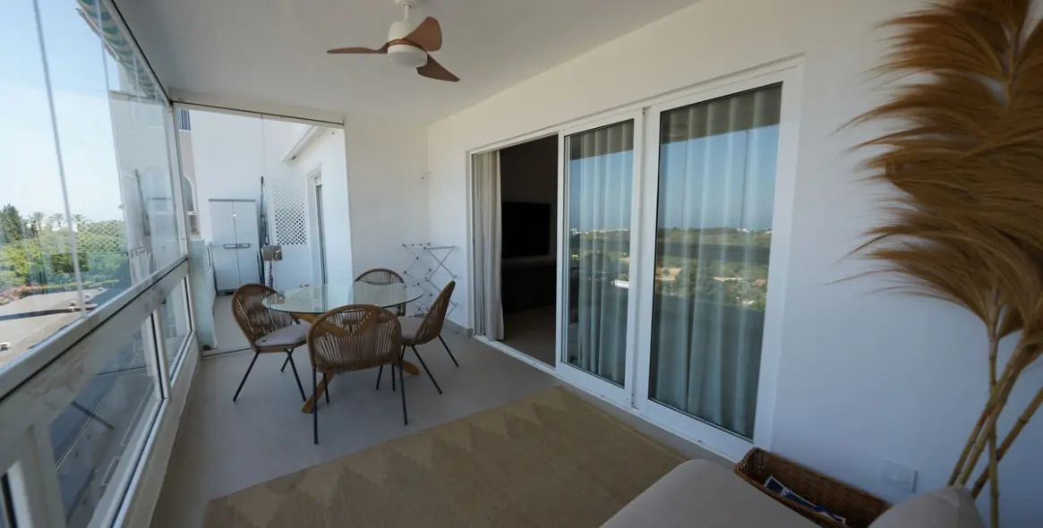 Long-term rent of middle floor apartment in Nueva Andalucía 14