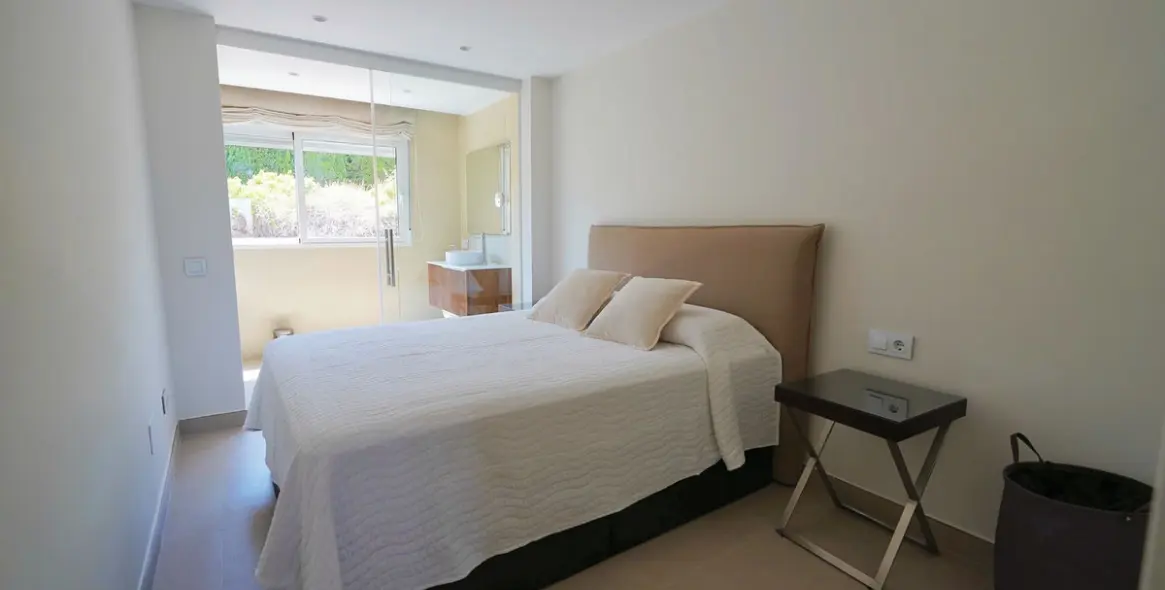 Долгосрочная аренда апартаментов на среднем этаже в Nueva Andalucía 32