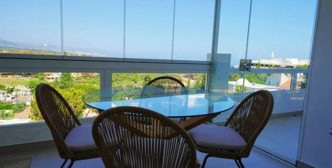 Долгосрочная аренда апартаментов на среднем этаже в Nueva Andalucía 45